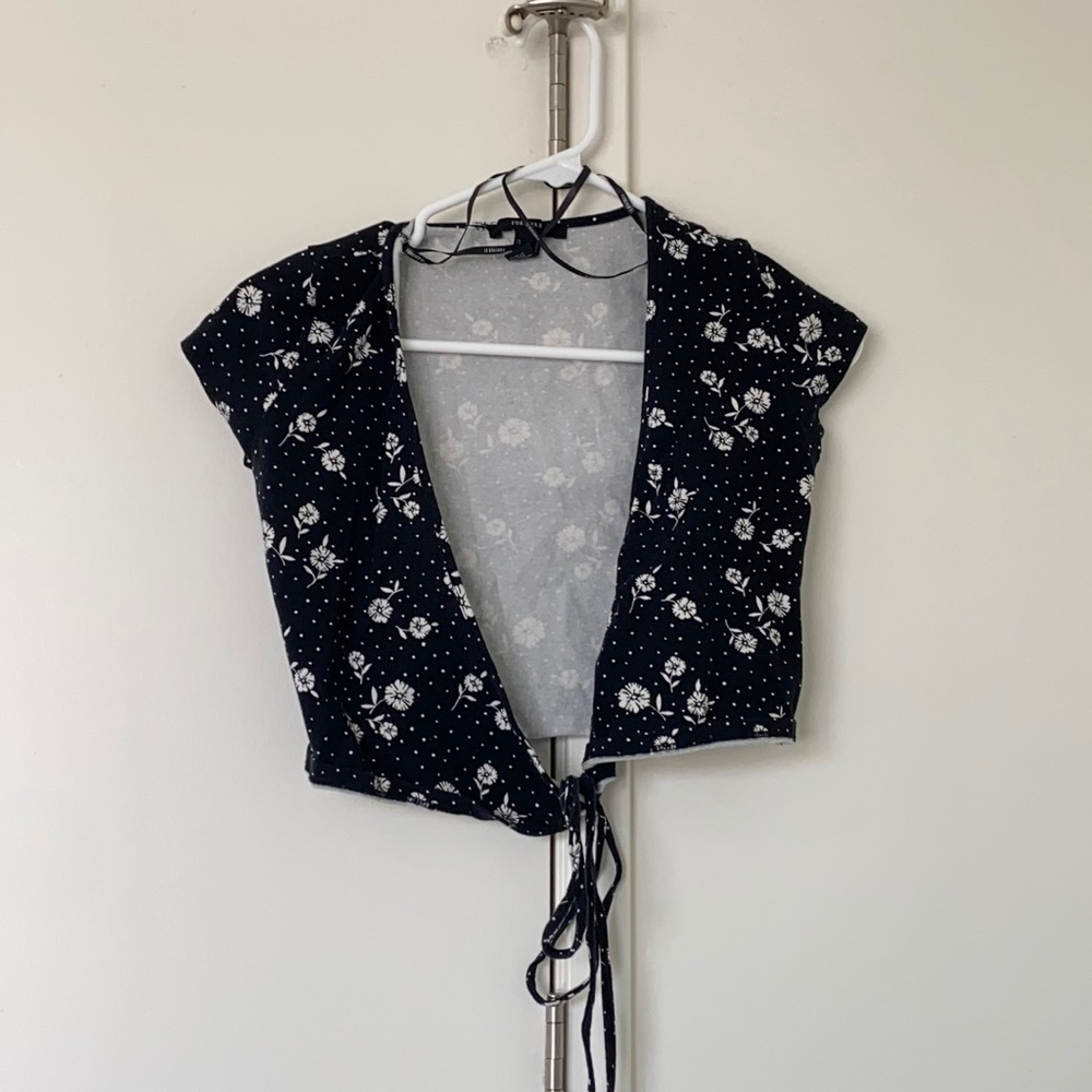 Black floral wrap crop top